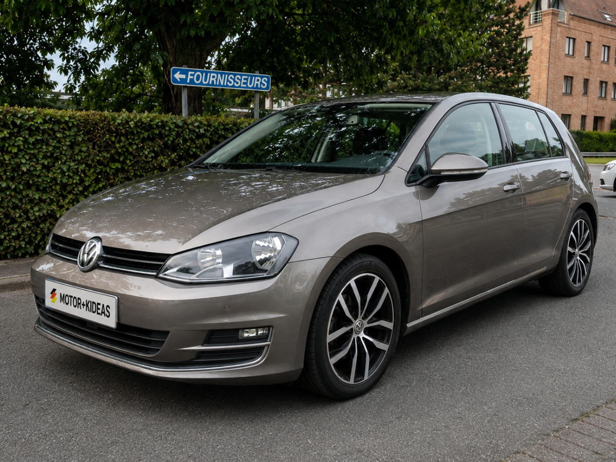 Volkswagen Golf VII 1.6 TDI Carat BñueMotion